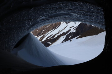 Ice cave in Ushuaia, Tierra del Fuego. © Mister Augusto
