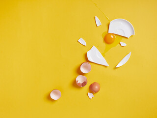 broken egg plate error concept 404