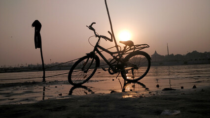 bicycle at river || bicycle in the evening || bicycle 