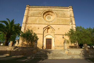 Fototapeta na wymiar Iglesia de Sant Pere. Petra.Mallorca.Baleares.España.