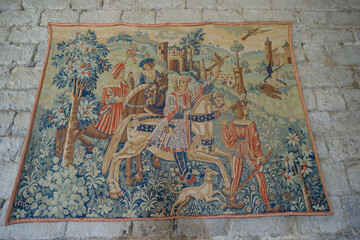 tapiz representando una escena medieval,sala de los musicos- capilla,  castillo de Puivert, siglo XIV,, Aude, Languedoc-Roussillon, pirineos orientales,Francia, europa