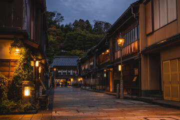 Fototapeta na wymiar Higashi Chaya district at night - Kanazawa, Japan