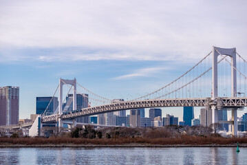 Fototapeta na wymiar 東京都港区台場から見た東京湾の景色