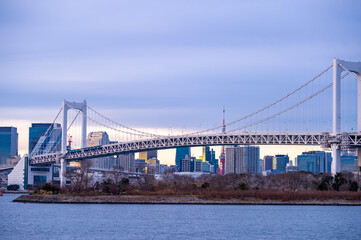 東京都港区台場から見た東京湾の夕景