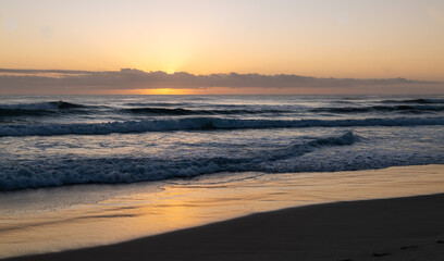 Sunrise Currumbin beach