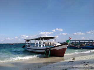 boat on the beach