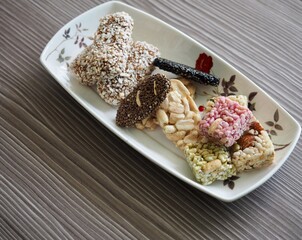 한국의 전통음식 강정, 한과
