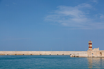 イタリア　モノポリの港