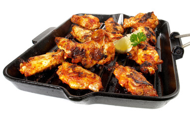 Chicken Wings - Grillpfanne Freigestellt