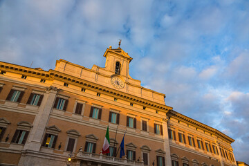 Fototapeta na wymiar イタリア　ローマのモンテチトーリオ宮殿
