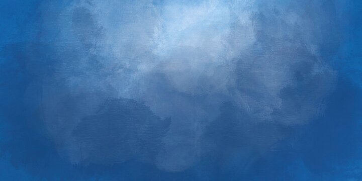 Sfondo blu acquerello con trama nuvolosa e grunge marmorizzato, nebbia morbida e illuminazione nebulosa e colori pastello. Banner web lungo. Sbiadito al centro.
