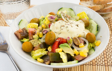 fresh vegetarian healthy vegetable salad