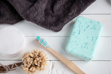 soap and towel, bathroom without plastik, zero waste life