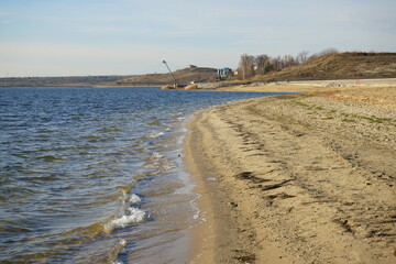 Am neuen See entsteht ein Strand
