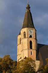 Fototapeta na wymiar Türme der St.-Blasii-Kirche in Nordhausen am Harz