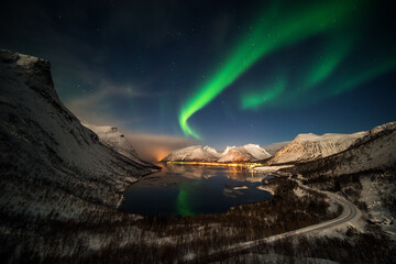 Bergsbotn aurora reflection