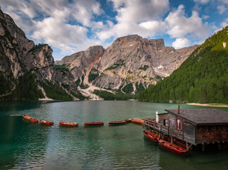Di braies lake with mountains in background