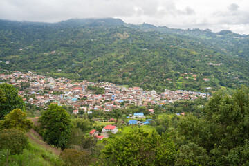Fototapeta na wymiar San Francisco De Sales depuis l' Alto de la Virgen, Cundinamarca, Colombie