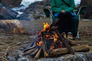 焚火　キャンプ　アウトドア　バーベキュー
