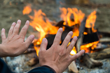 焚火　キャンプ　アウトドア　バーベキュー
