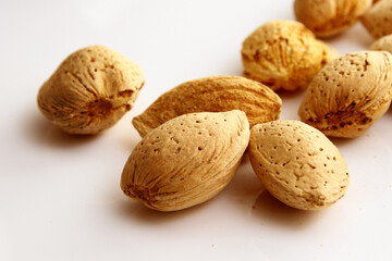Shell raw almonds are delicious and healthy for snacking