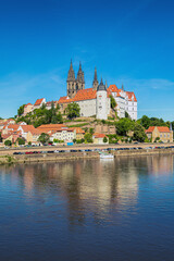 Obraz premium Stadtansicht Meißen an der Elbe mit Burgberg, Albrechtsburg und Dom