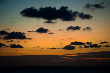 Fototapeta premium Sunset on a cloudy afternoon