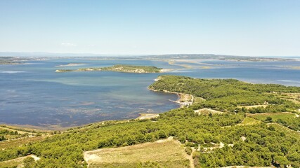 survol du parc naturel régional de la Narbonnaise