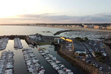 marina de la Baule et plages de Pornichet vues du ciel