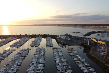 Obraz premium marina de la Baule et plages de Pornichet vues du ciel