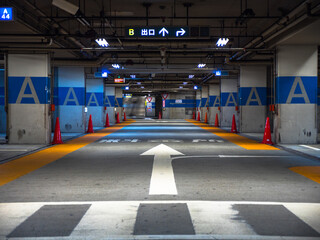 地下駐車場