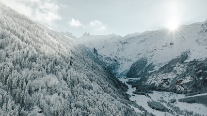 Obraz premium Beautiful mountains covered in snow