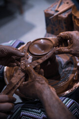 Learning how to make pottery manually