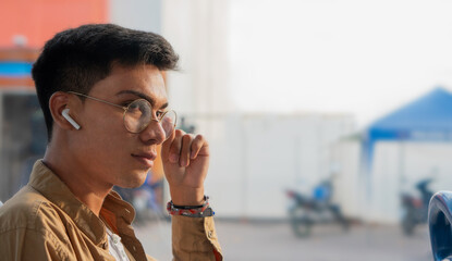 Latino passenger using public transportation to go to work, while looking around, on and off the bus © Patricio