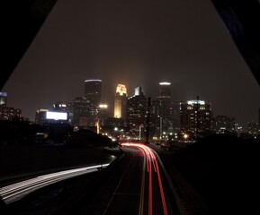 Fototapeta na wymiar Minneapolis night skyline 