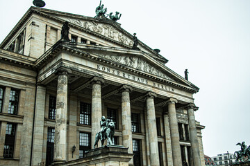 Sehenswürdigkeiten, historische Gebäude, Regierungsgebäude in Berlin
