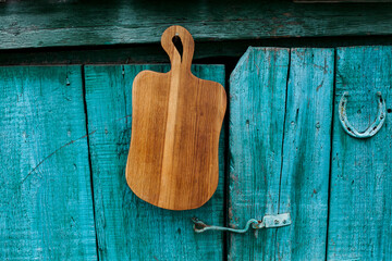 cutting board, wooden board for slicing bread, kitchen utensils, handmade items, wood carving, straight-eared form, natural wood, eco-goods