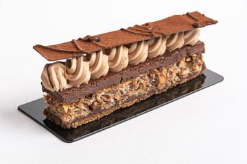 piece of cake with nuts