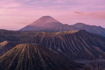 Fototapeta premium mountain at sunset