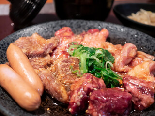 ジューシーな和牛焼肉盛り合わせセット【ハラミ・カルビ・せせり・ウインナー】