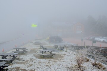 
Belongs to the subtropical zone, with snow on the mountain, in Hehuan Mountain, Taiwan