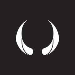 Fototapeta na wymiar Horn logo vector template