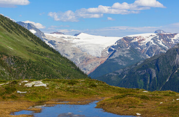 Fototapeta na wymiar Mountains in Canada