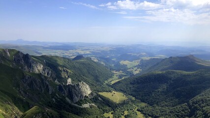 Obraz premium vue aérienne de la vallée de Chaudefour, puy-de-Sancy, Auvergne, France