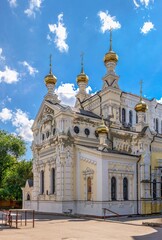 Fototapeta na wymiar Holy Ozeryanskiy temple in Kharkiv, Ukraine