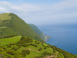 Vista sobre a ilha de S. Jorge nos A&ccedil;ores