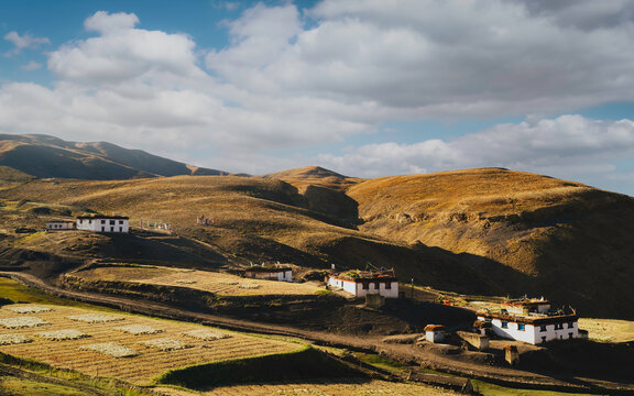 Village houses in Spiti valley and Himalayas in Komic, Himachal Pradesh, India.