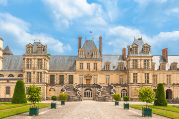Fototapeta na wymiar Palace of Fontainebleau near Paris in France