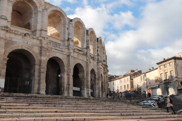 Obraz premium roman amphitheatre in arles country