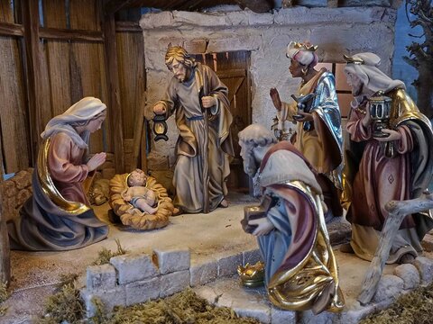 Weihnachtskrippe l&auml;ndlich, Krippenszene, l&auml;ndliche Weihnachtskrippe, Krippe, Jeus Geburt, heilige Familie, heilige drei K&ouml;nige, Weihnachten